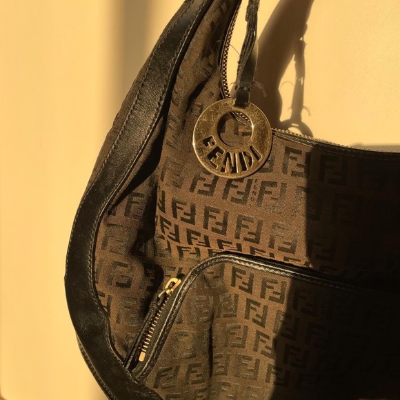 Vintage Fendi shoulder bag - Picture 4 of 7